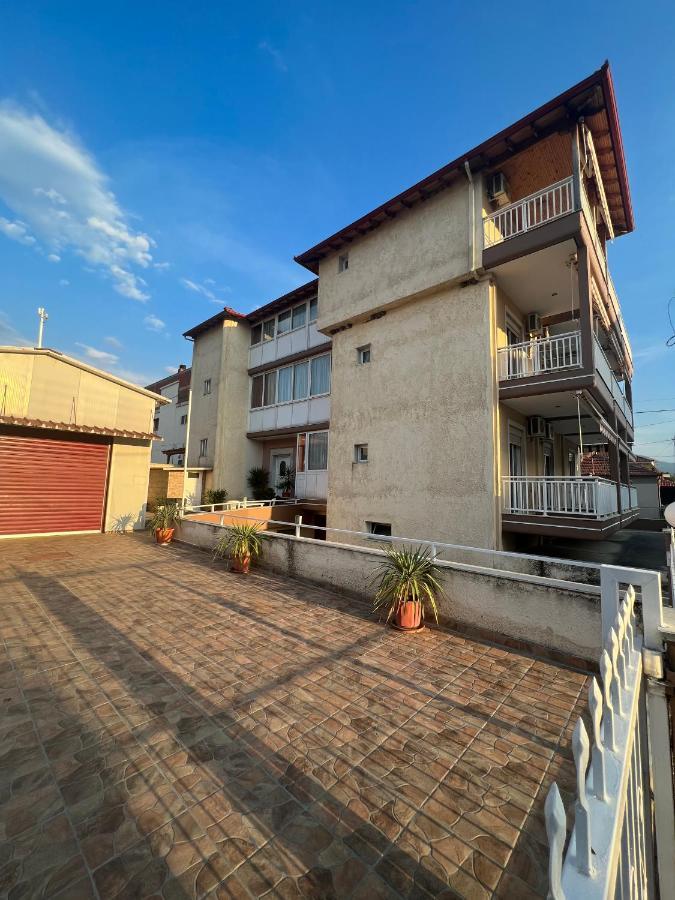 Vangelis Nea Vrasna Exterior photo