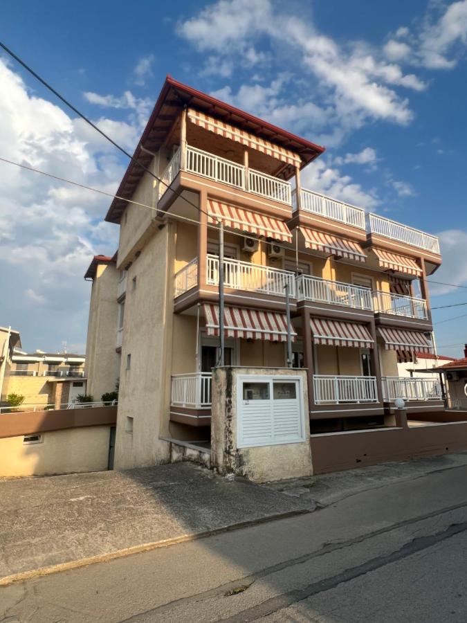 Vangelis Nea Vrasna Exterior photo